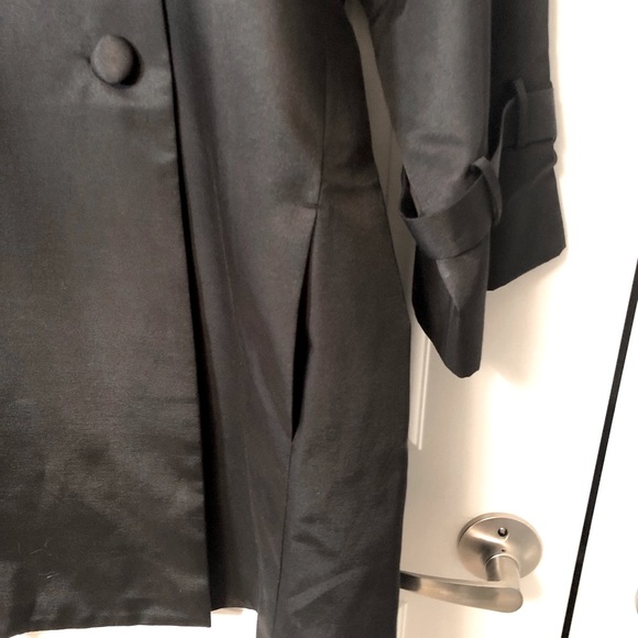 Shiny 3/4 sleeve satin look belted jacket size M - Picture 14 of 17